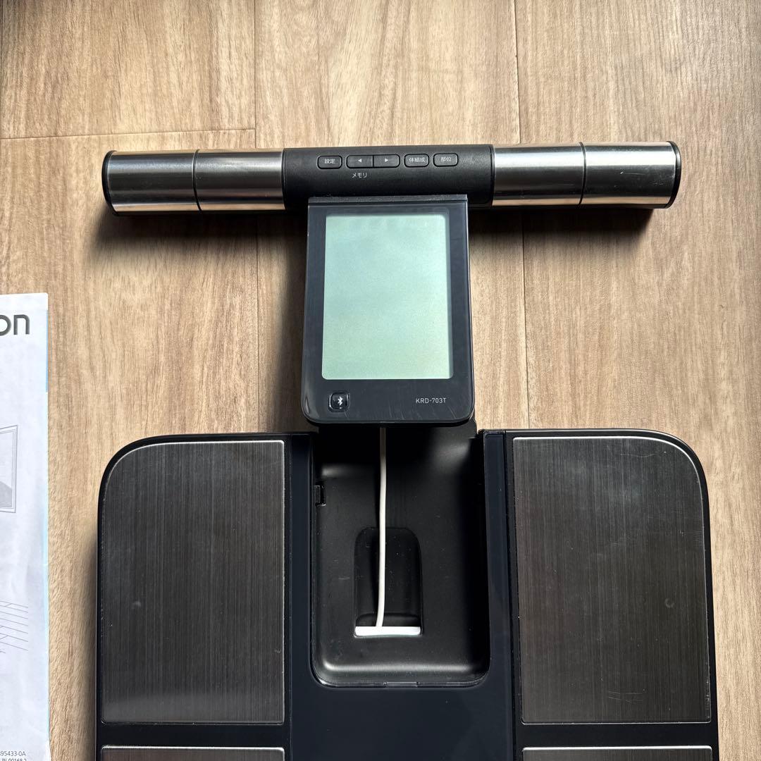 【美品】OMRON KRD-703T 体脂肪計・体組成計