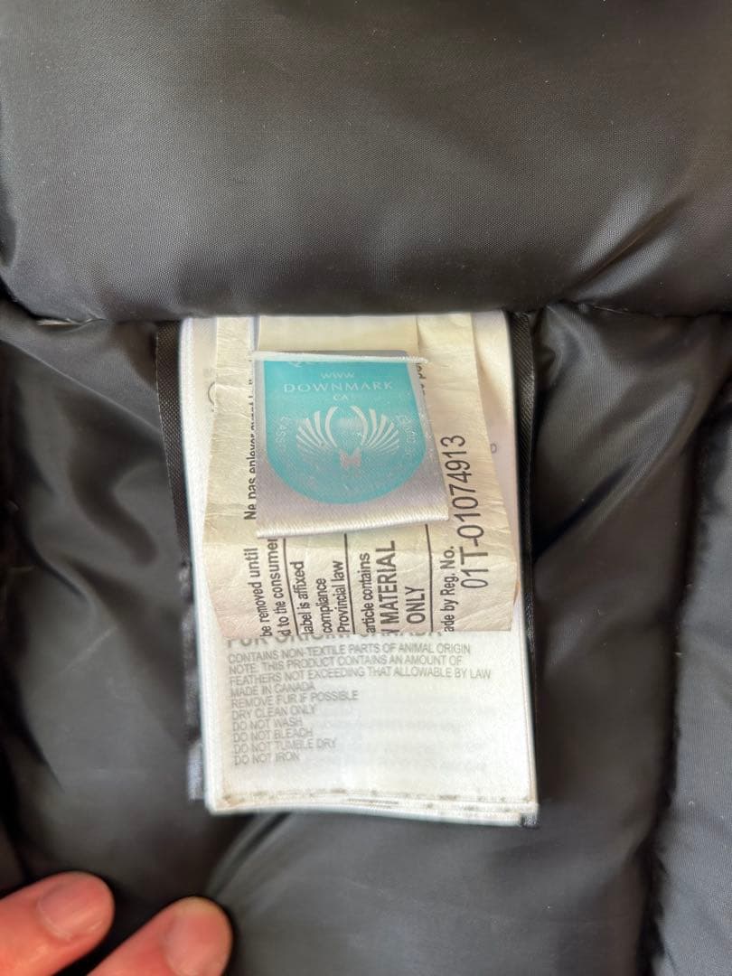   ブラック ダウンジャケット CITADEL