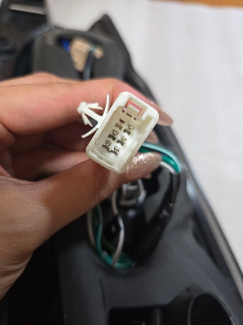 415 コブラ ハイエース 200系テールライト 左用