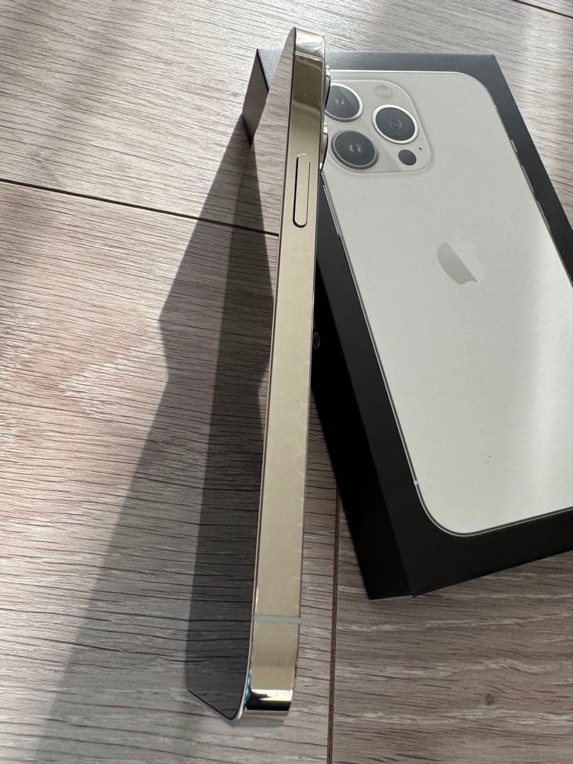 スマートフォン本体 iPhone 13 Pro Silver 256GB SIM Free