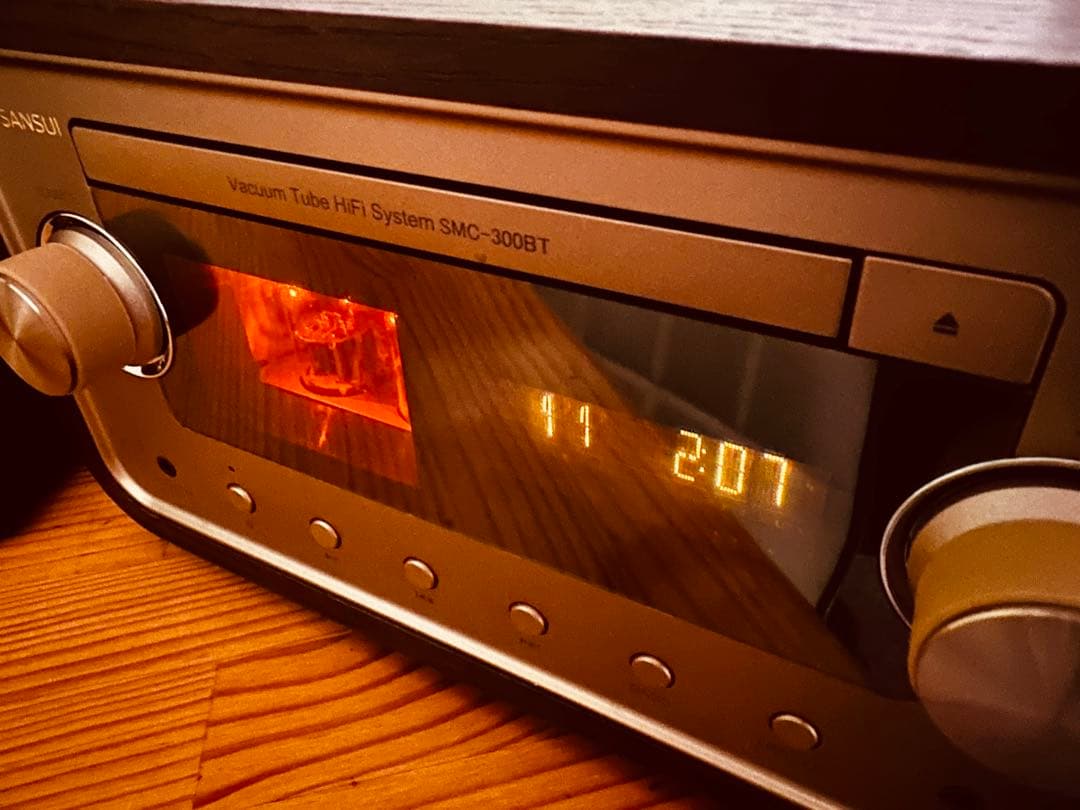 サンスイ 真空管ハイブリッドアンプ搭載CDステレオシステムSMC-300BT