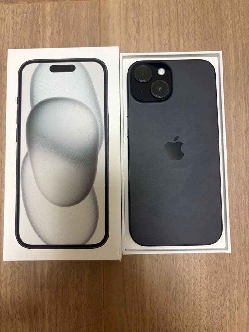 Apple iPhone 15 128GB ブラック