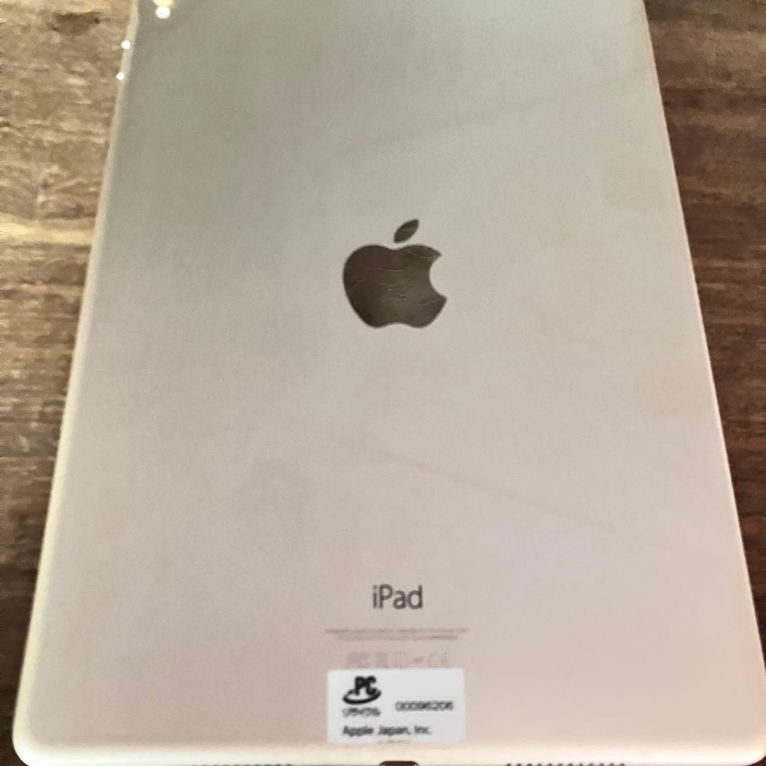 【美品】iPad Pro 9.7インチ 32GB シルバーWi-Fiモデル