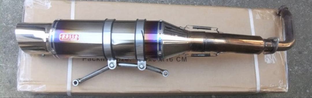 フォルツァZ ＭＦ10 ROSSO フルエキゾーストマフラー