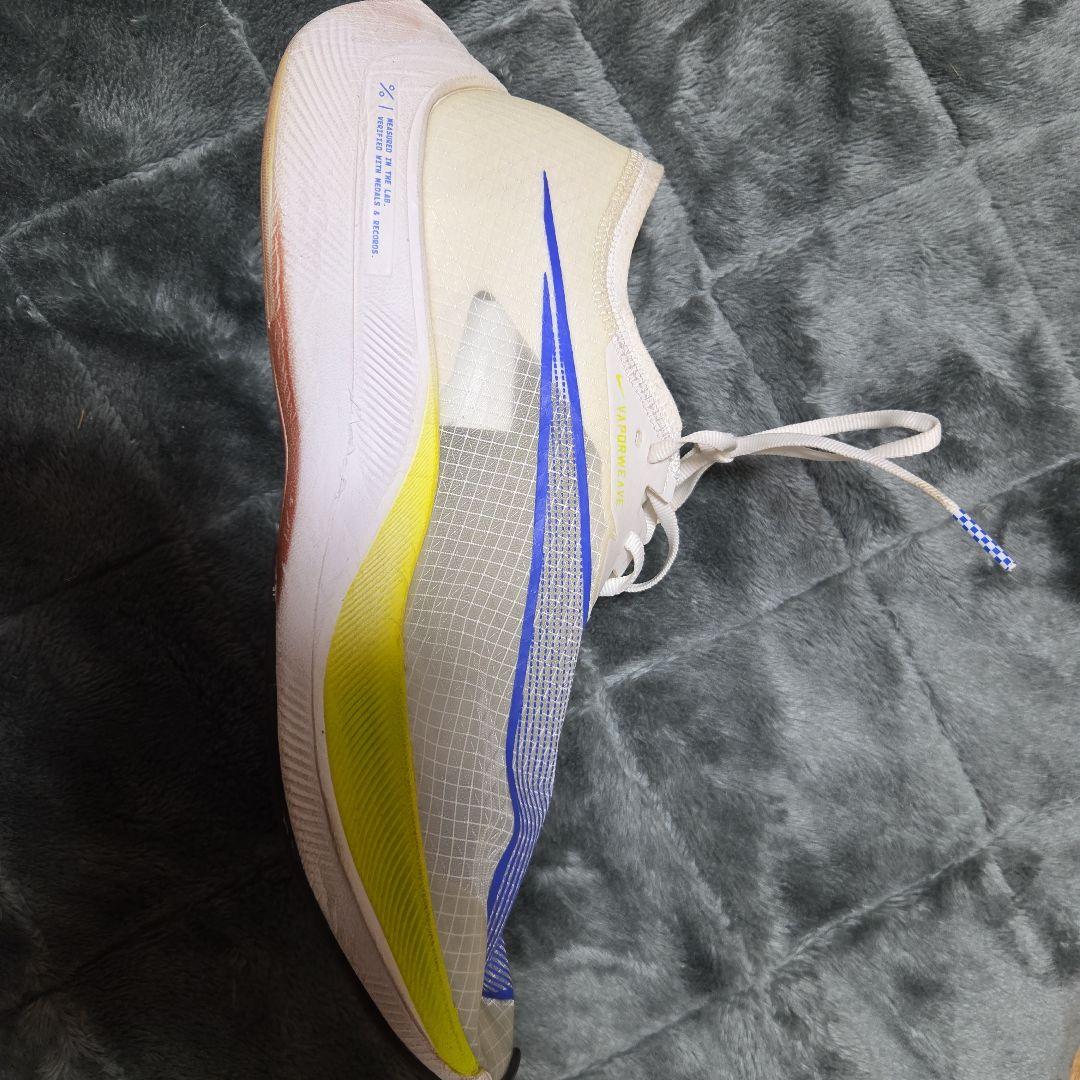 M*u様 NIKE ヴェイパーフライNEXT% 27.5 シューズカバーおまけ付