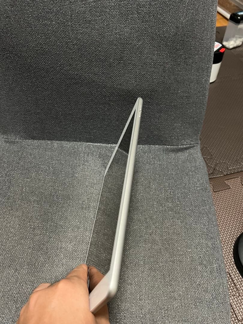 iPad 第8世代 32GB シルバー Wi-Fiモデル