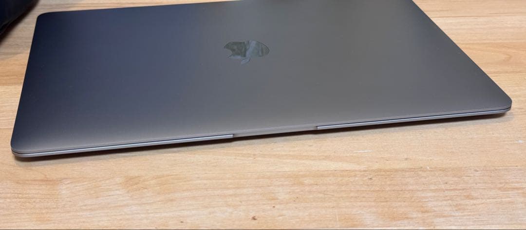 MacBook本体 Apple MacBook Air M1 (2020) 8GB/256GB