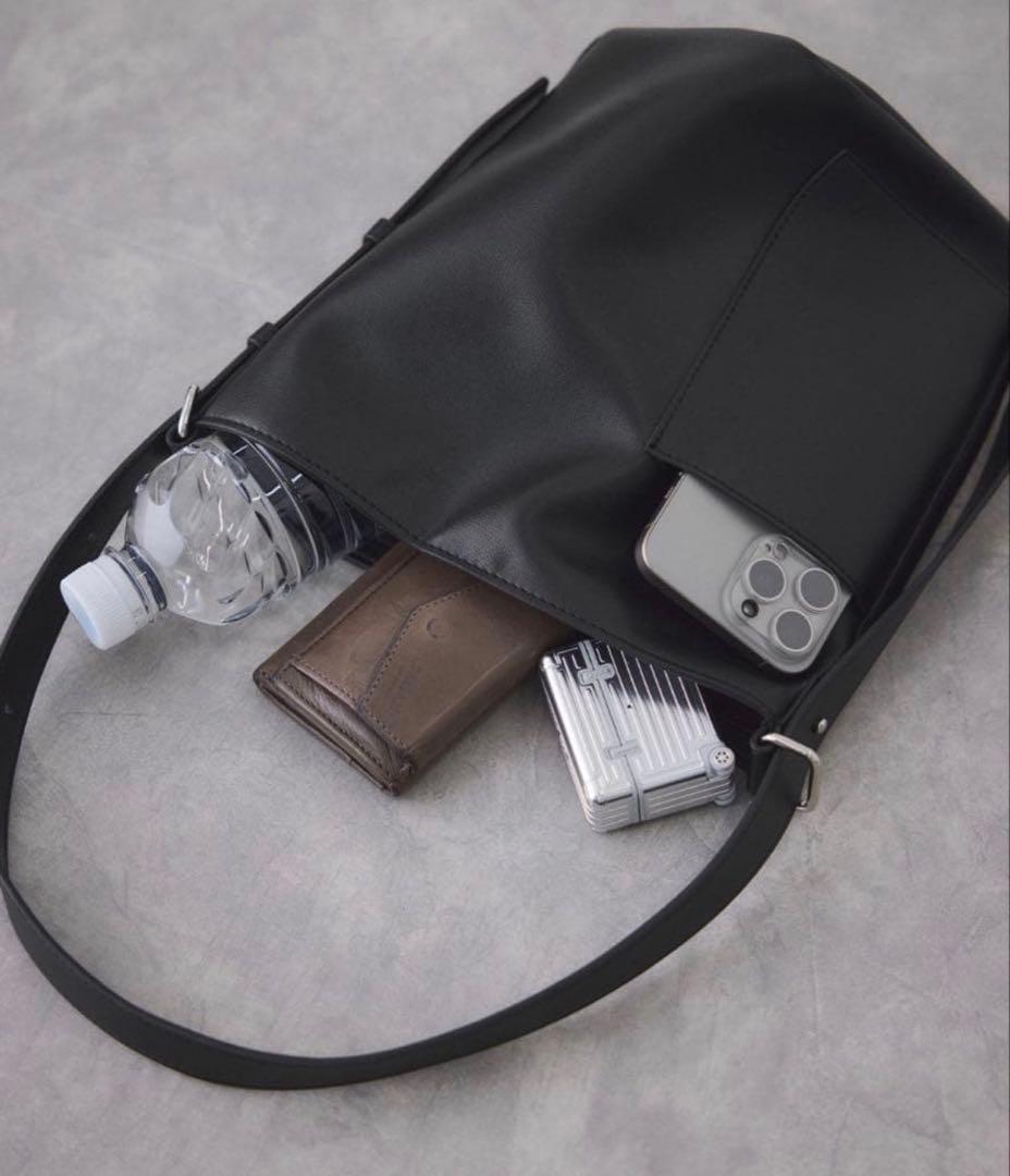 美品　アダムエロペ　スプリットレザーワンショルダー2WAYミニバッグ