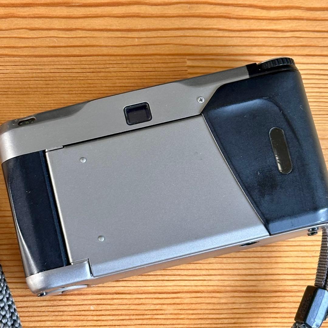 【ジャンク品　箱付き】CONTAX T2 コンパクトフィルムカメラ