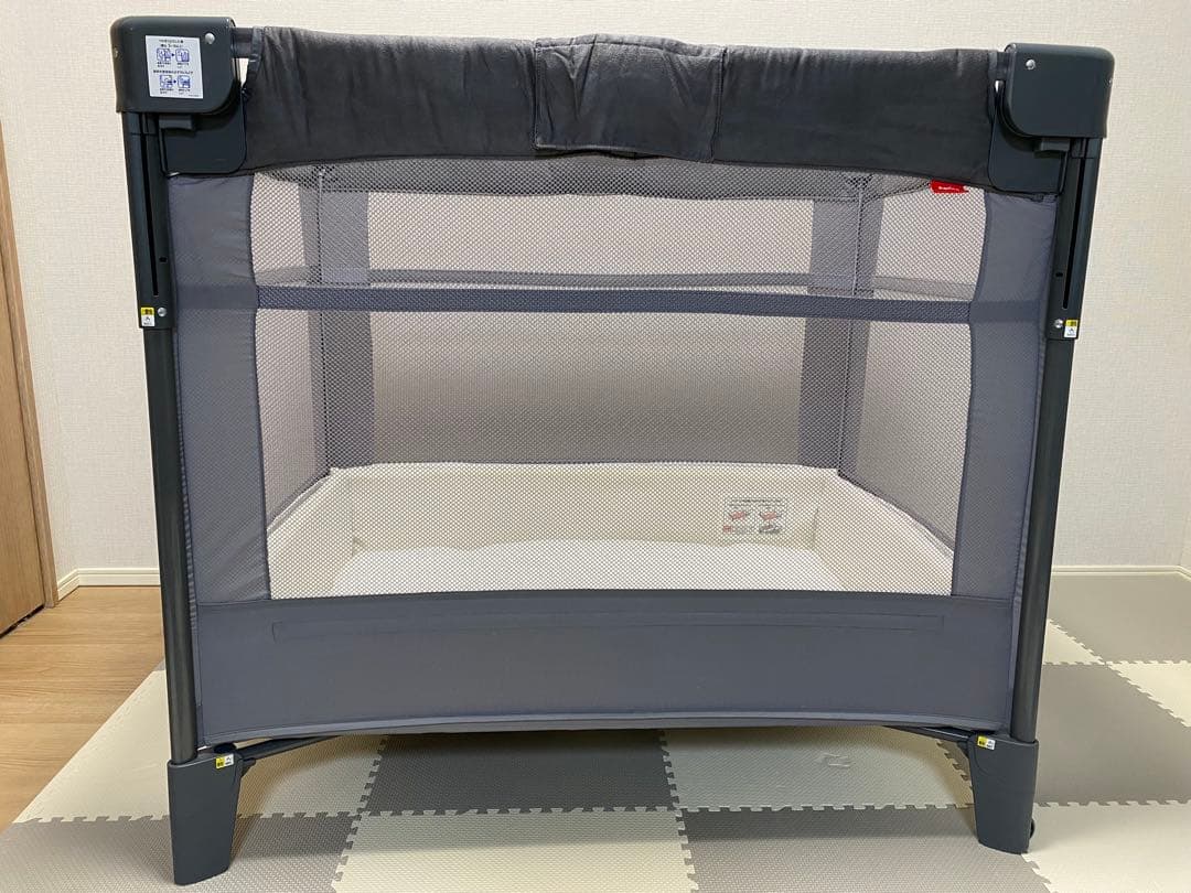 ★匿名配送★アップリカ　ココネルエアープラス　　グレー　ベビーベッド　折りたたみ