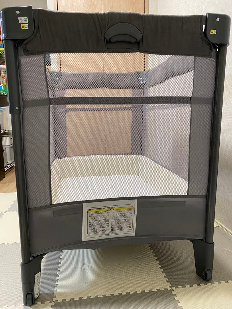 ★匿名配送★アップリカ　ココネルエアープラス　　グレー　ベビーベッド　折りたたみ