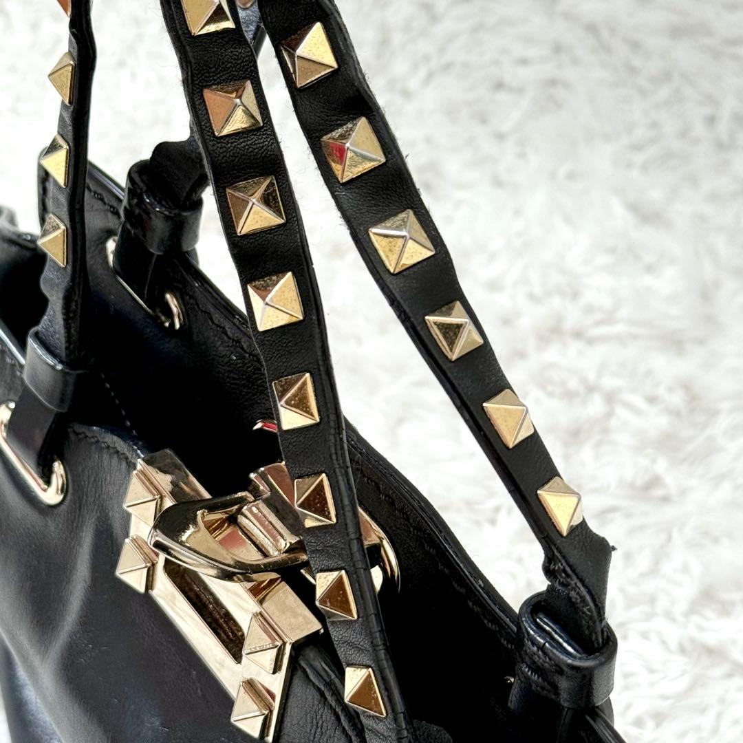 ヴァレンティノ ショルダーバッグ2way ロックスタッズ ブラック ハンドバッグ