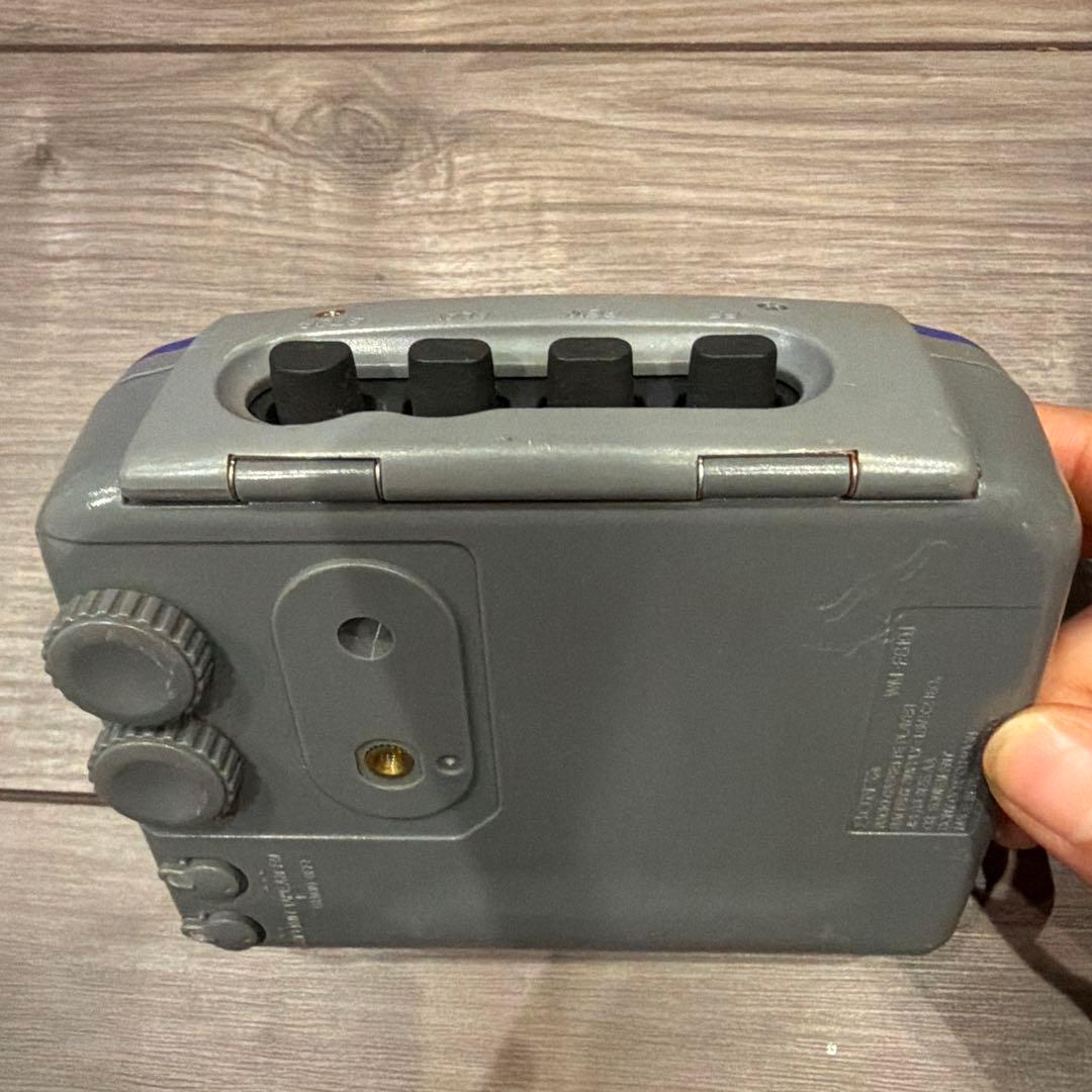 ジャンク品 Sony WM-FS191 Sports Walkman
