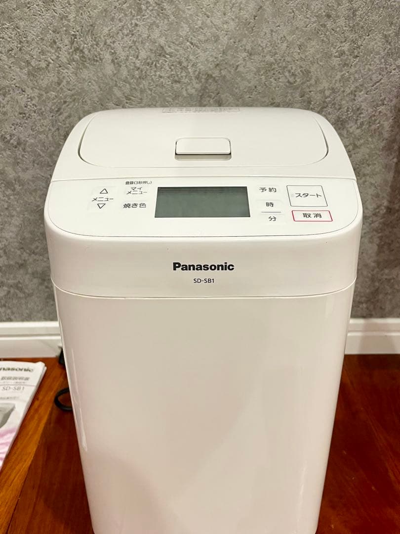2021年製　Panasonic ホームベーカリー　SD-SB1 一斤タイプ