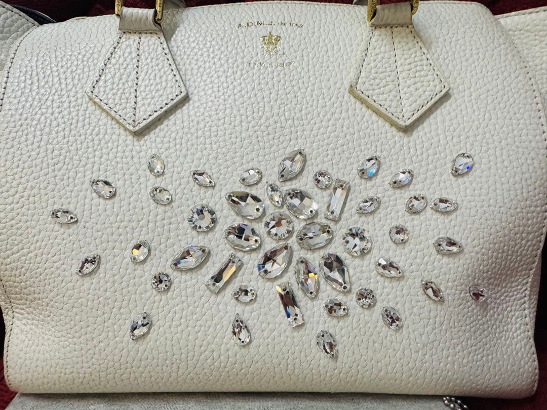 美品 ✨ADMJ スワロフスキー　白　レザーバッグ 未使用ショルダー付き　レア♪