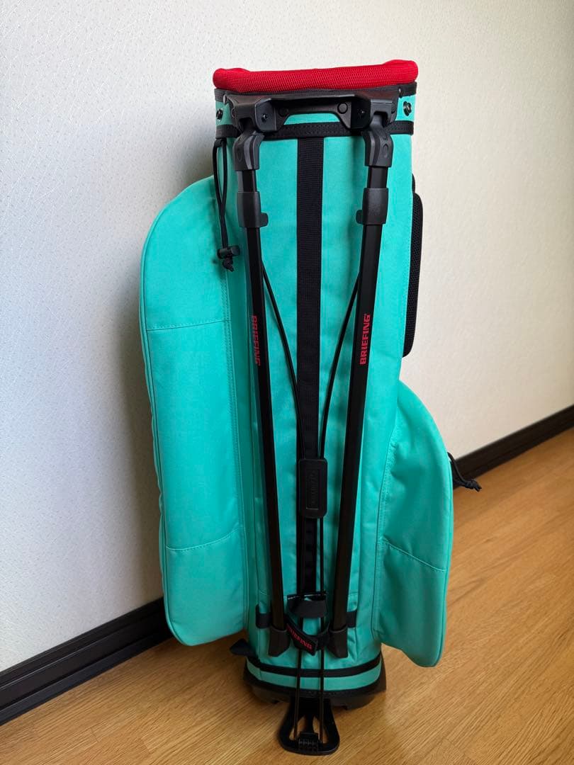 あ*様 BRIEFINGホリデーコレクション キャディバッグ ヘッドカバー ミン