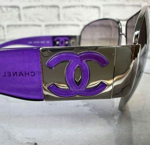 未使用に近い CHANEL シャネル サングラス ココマーク デカロゴ 美品