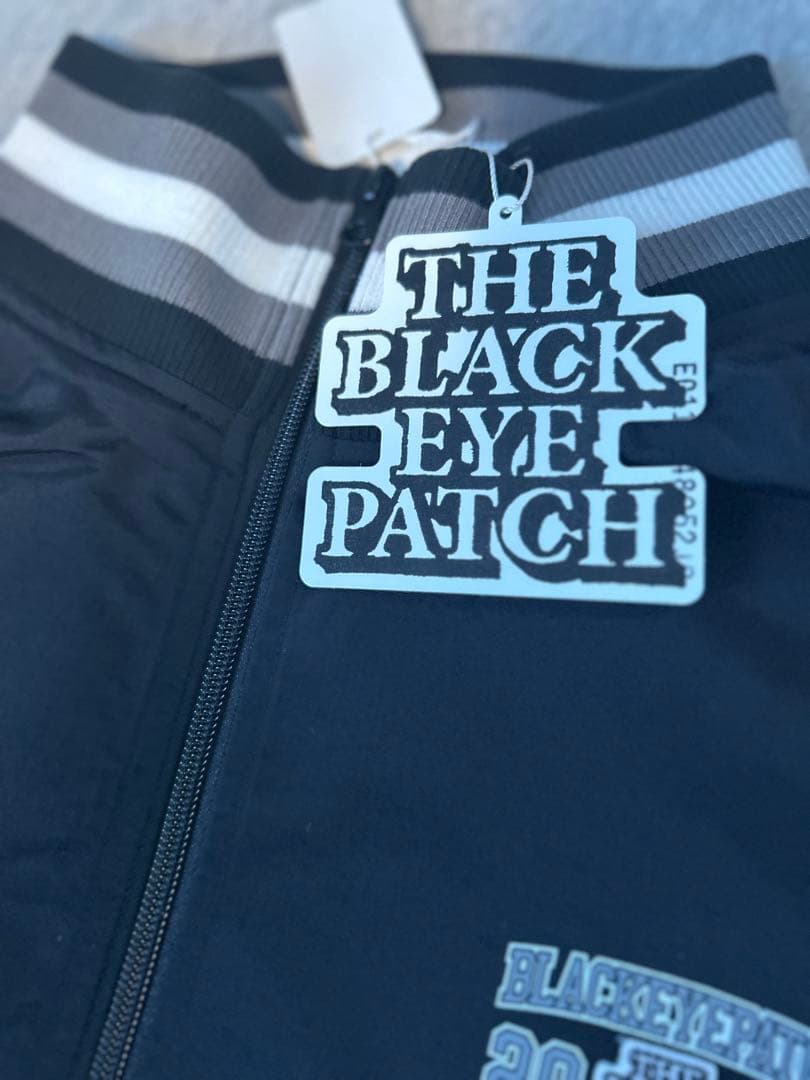 blakeyepatch　ロゴナイロンジャケット