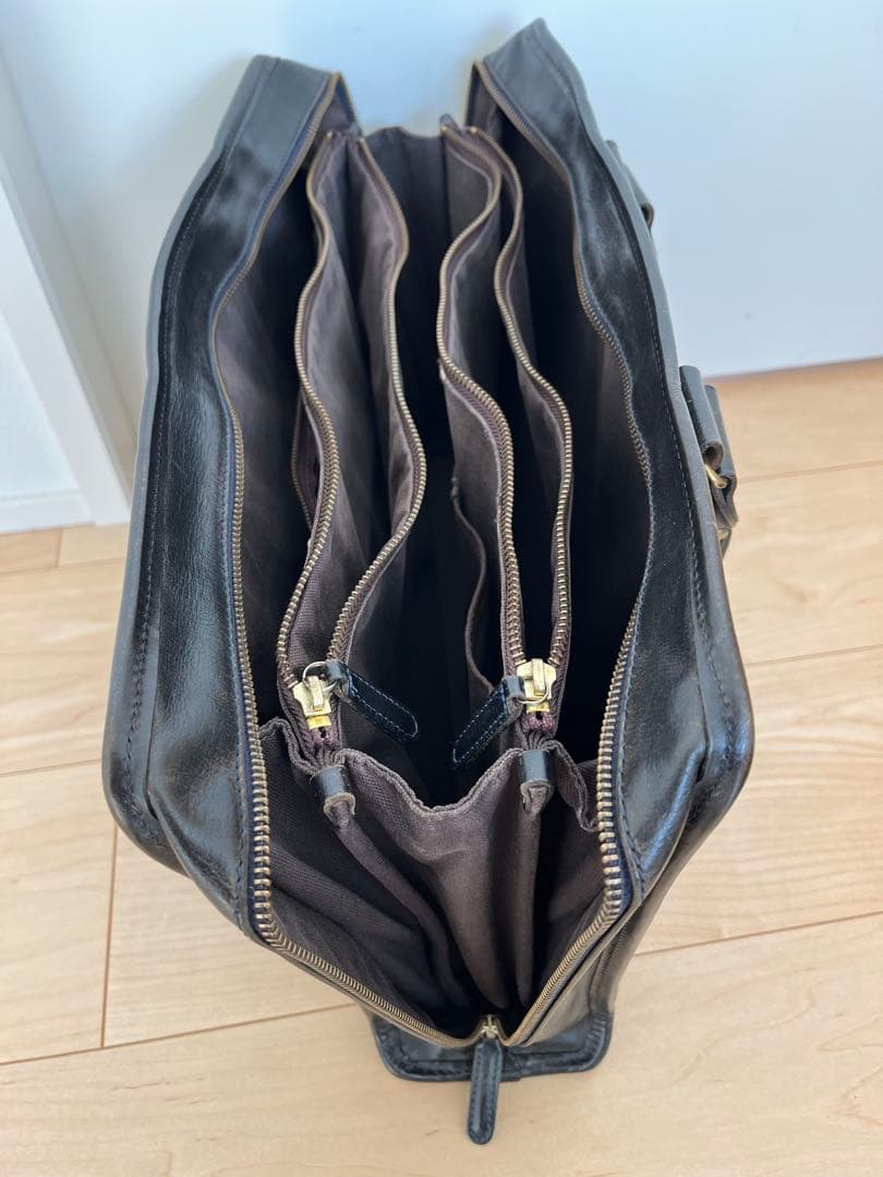 フェリージ　Felisi 本革　オールレザー