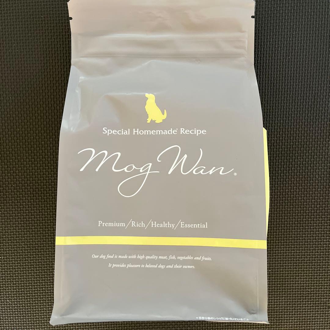 Mog Wanドッグフード（チキン&サーモン）1.8kg✖️4個　バラ売り不可