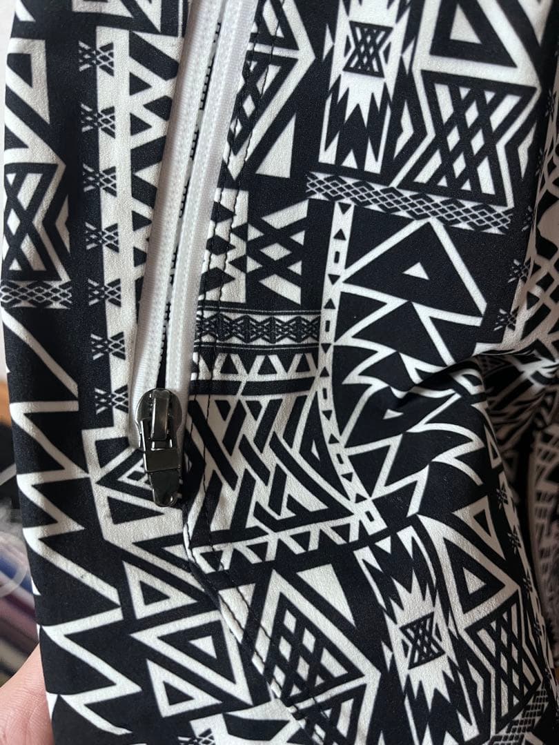 BURTON サーティーン　ジャケット　L