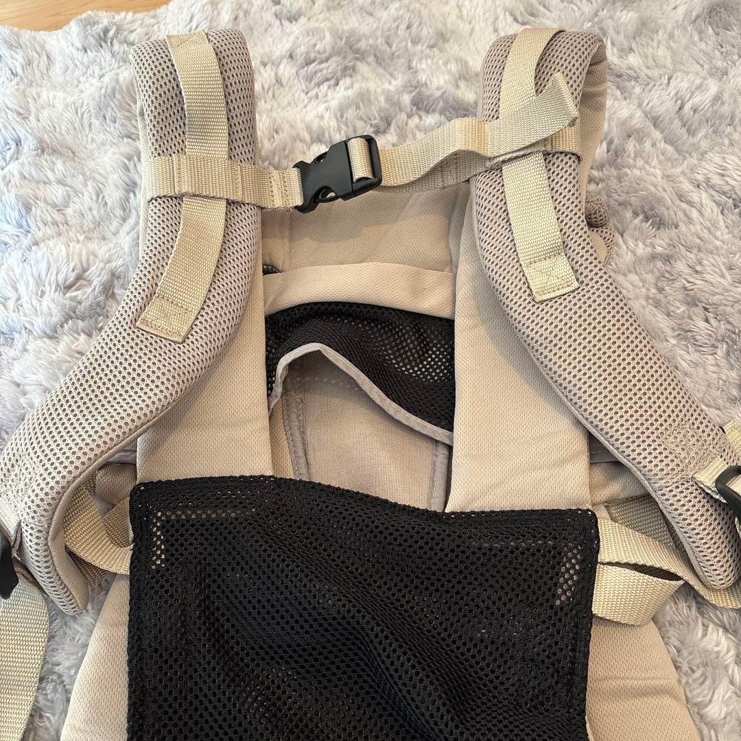 Aprica ラクリス 抱っこ紐 ベージュ