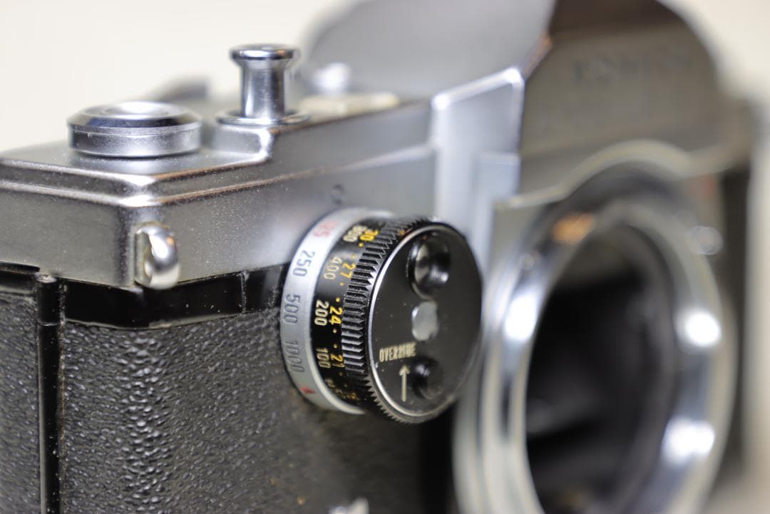 KONICA　AUTOREX【父の防湿庫から発掘】SS良好・露出計不動・外観美品