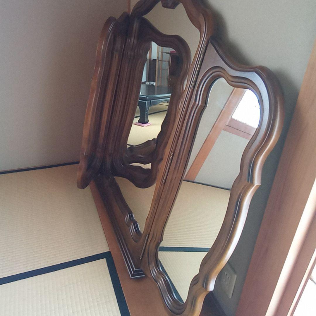 アンティーク　巨大ドレッサーミラーです(^-^)