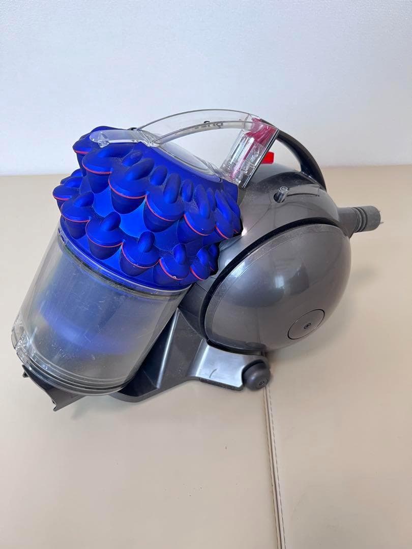 ダイソン CY24 Dyson Ball fluffy クリーナー