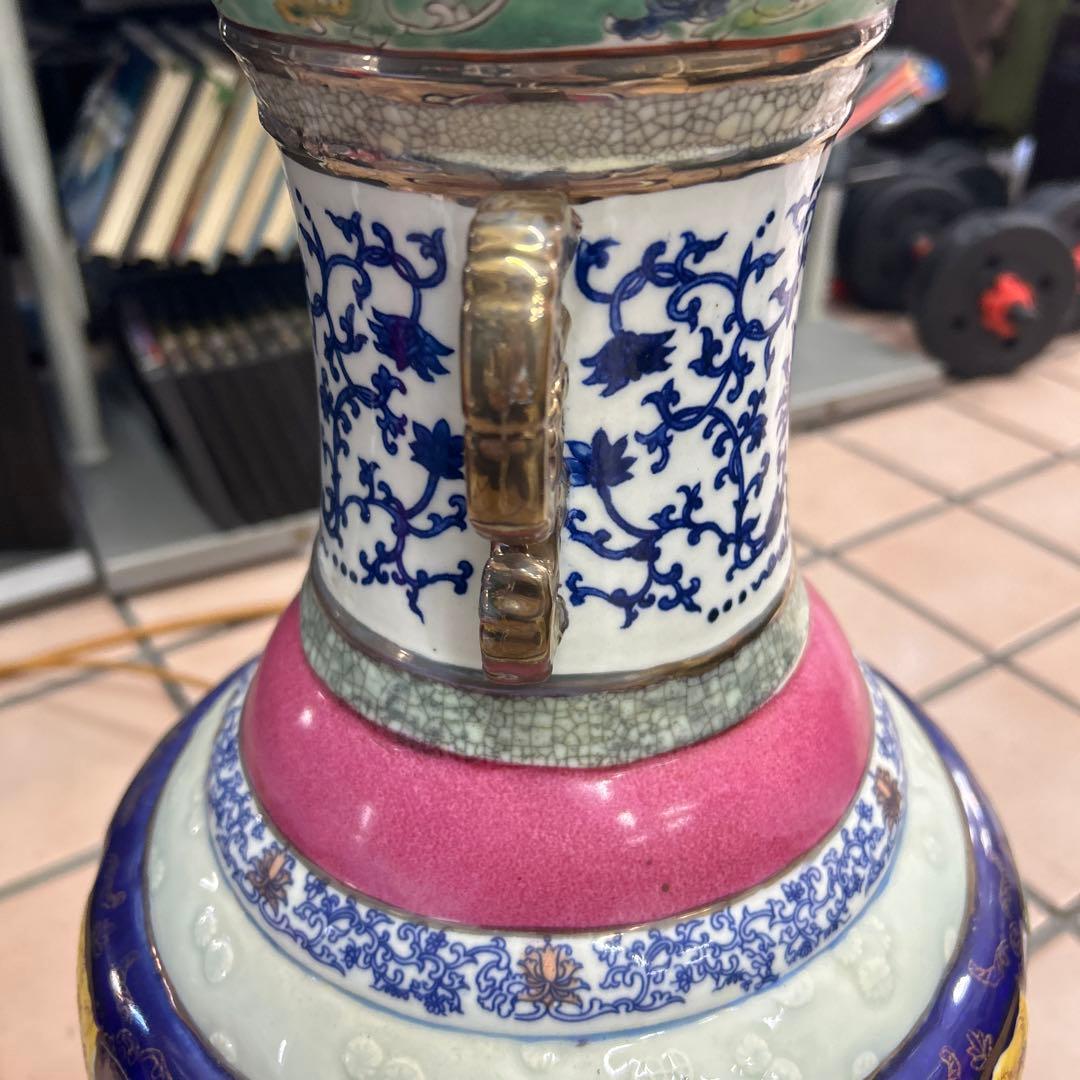 中国美術 青花琺瑯彩人物神獣纏枝花紋雙耳大瓶 高さ約50cm 旧家蔵出