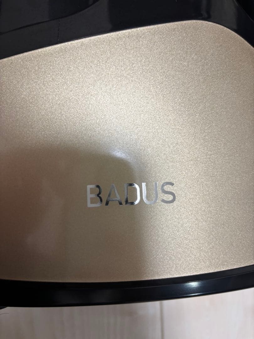 BADUS ジューサー JE-B03B 150W ゴールド/ブラック