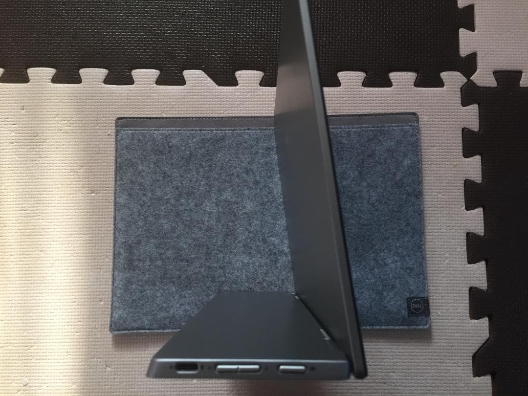 美品　DELL デル　P1424H ポータブルモニター シルバー