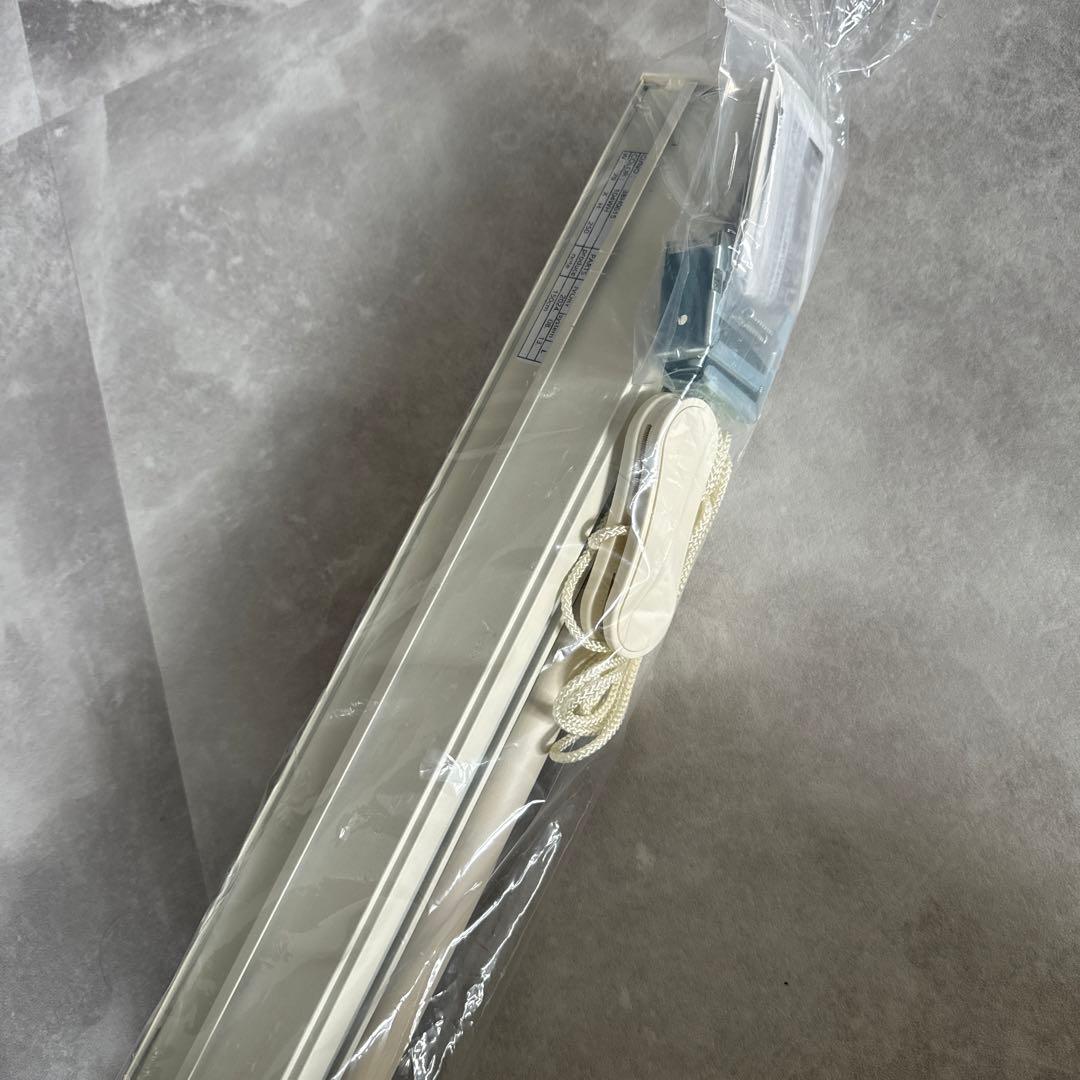 ロールスクリーン　ロールカーテン　幅79 長さ250 カバー付き