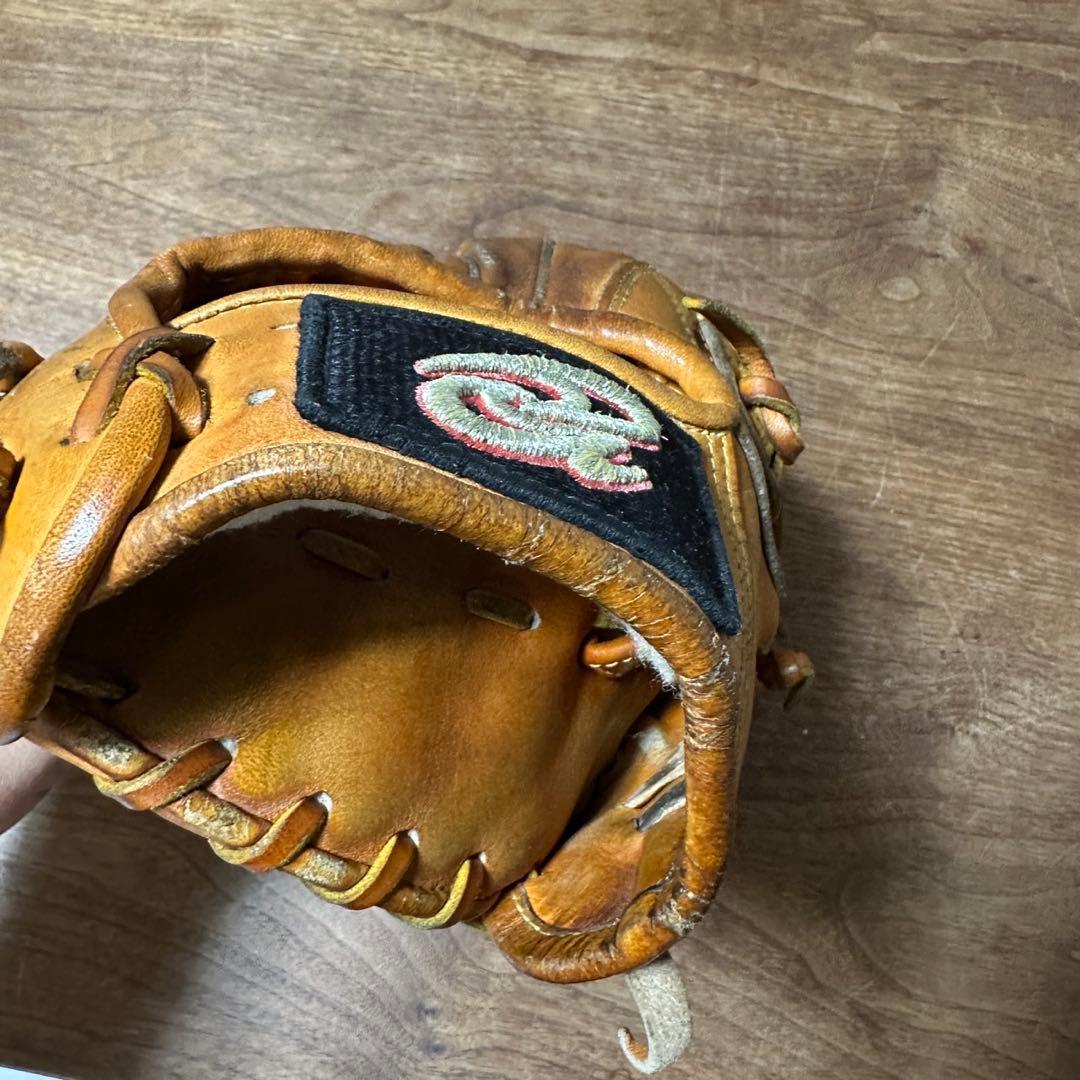 ドナイヤ　硬式内野グローブ　山田哲人