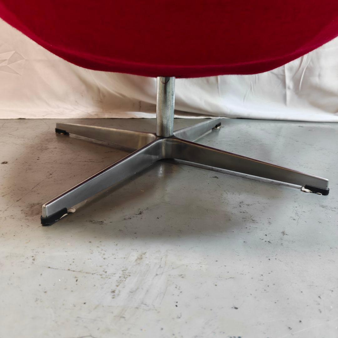 エッグチェアリプロダクト ワインレッド