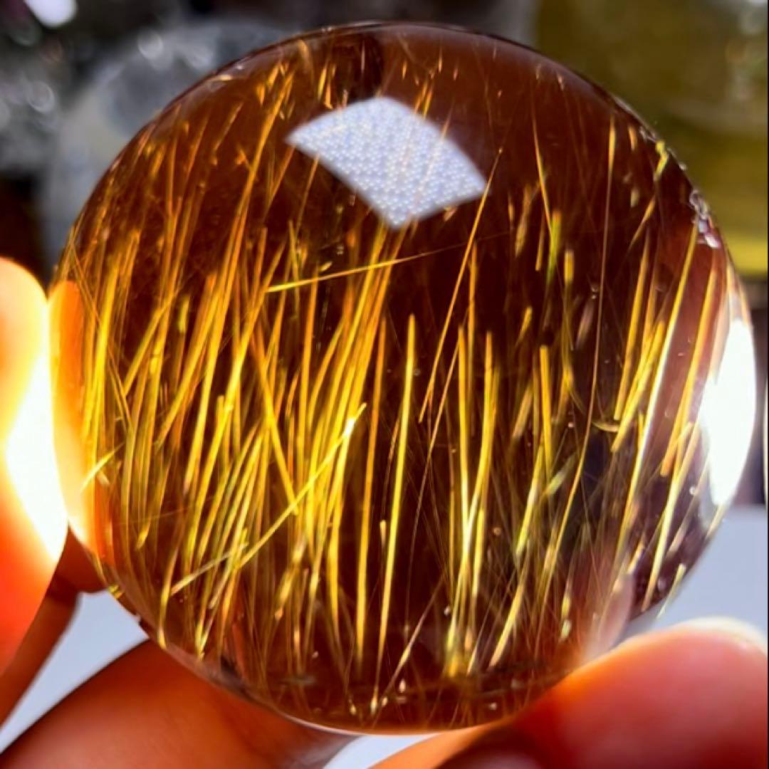 超絶綺麗　52mm ゴールドルチルクォーツ　丸玉 スフィア　金針水晶
