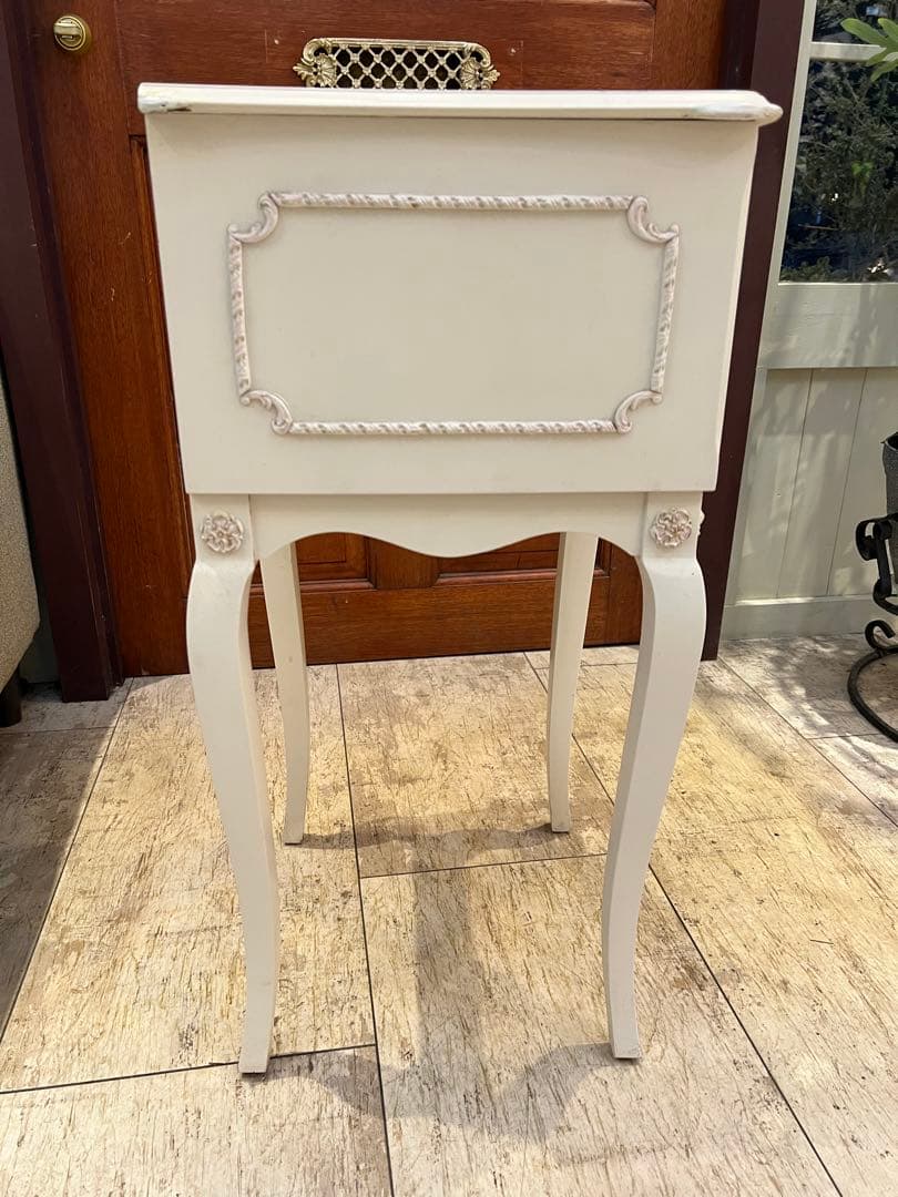 くー　アンティーク サイドテーブル