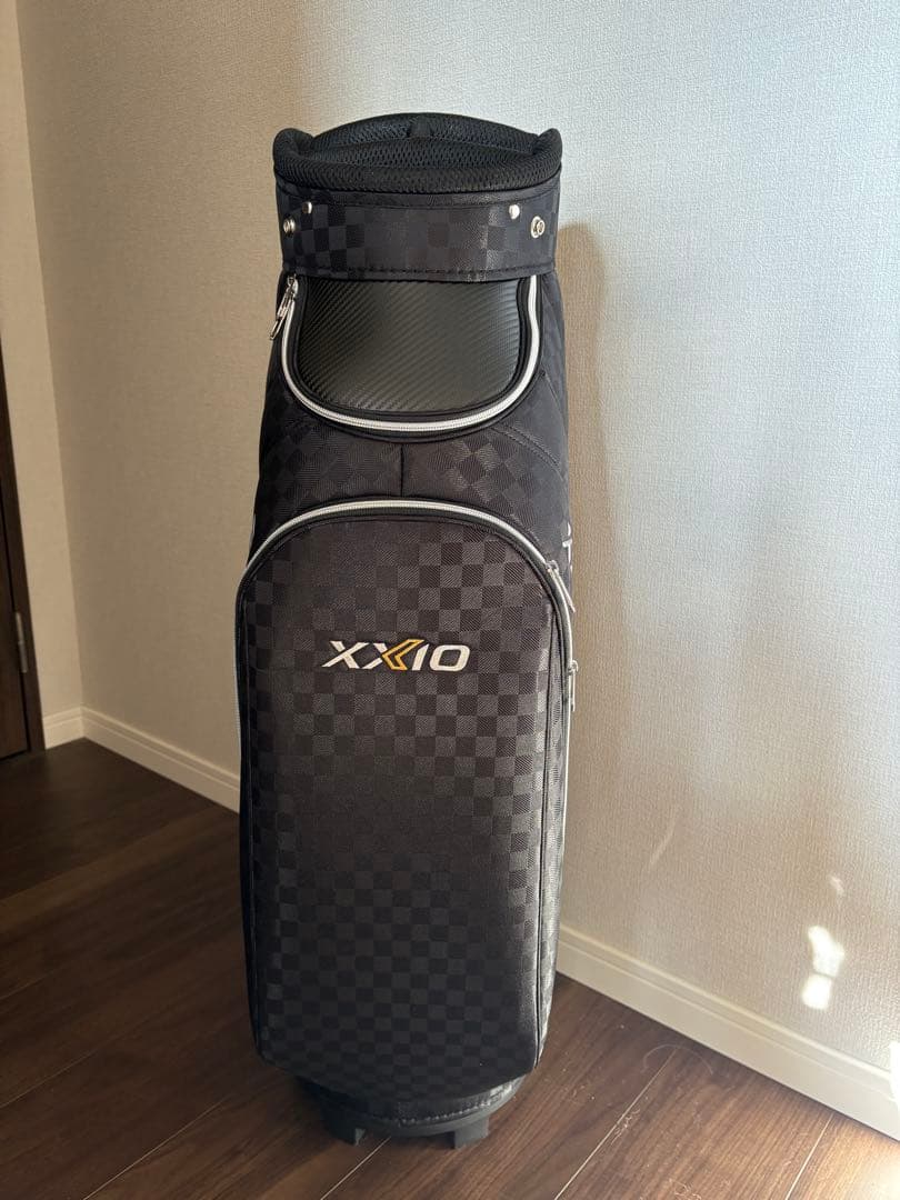 XXIO 超軽量ゴルフバッグ 2.2kg 9.5インチ