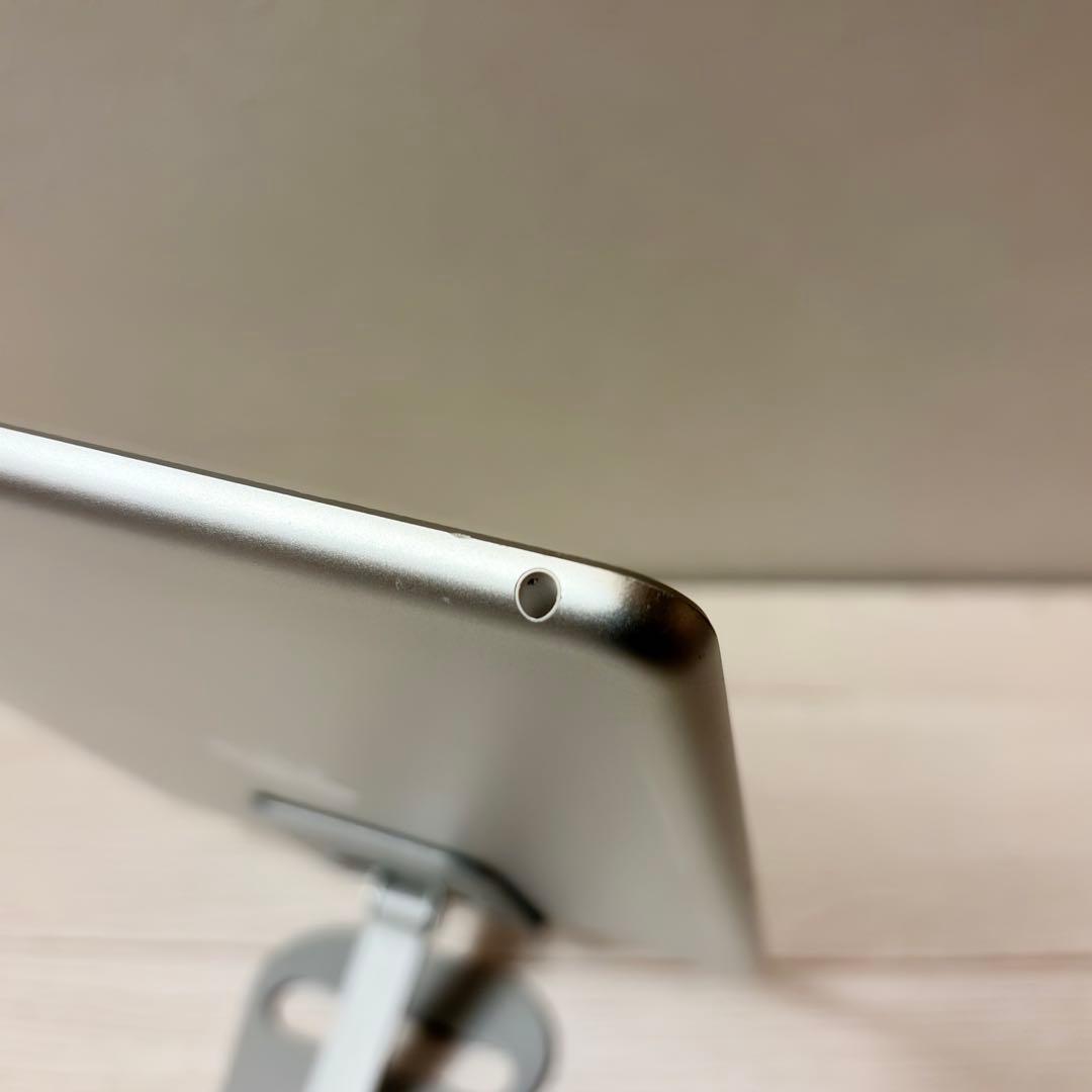 iPad 第9世代 10.2インチ 64GB Wi-Fi シルバー