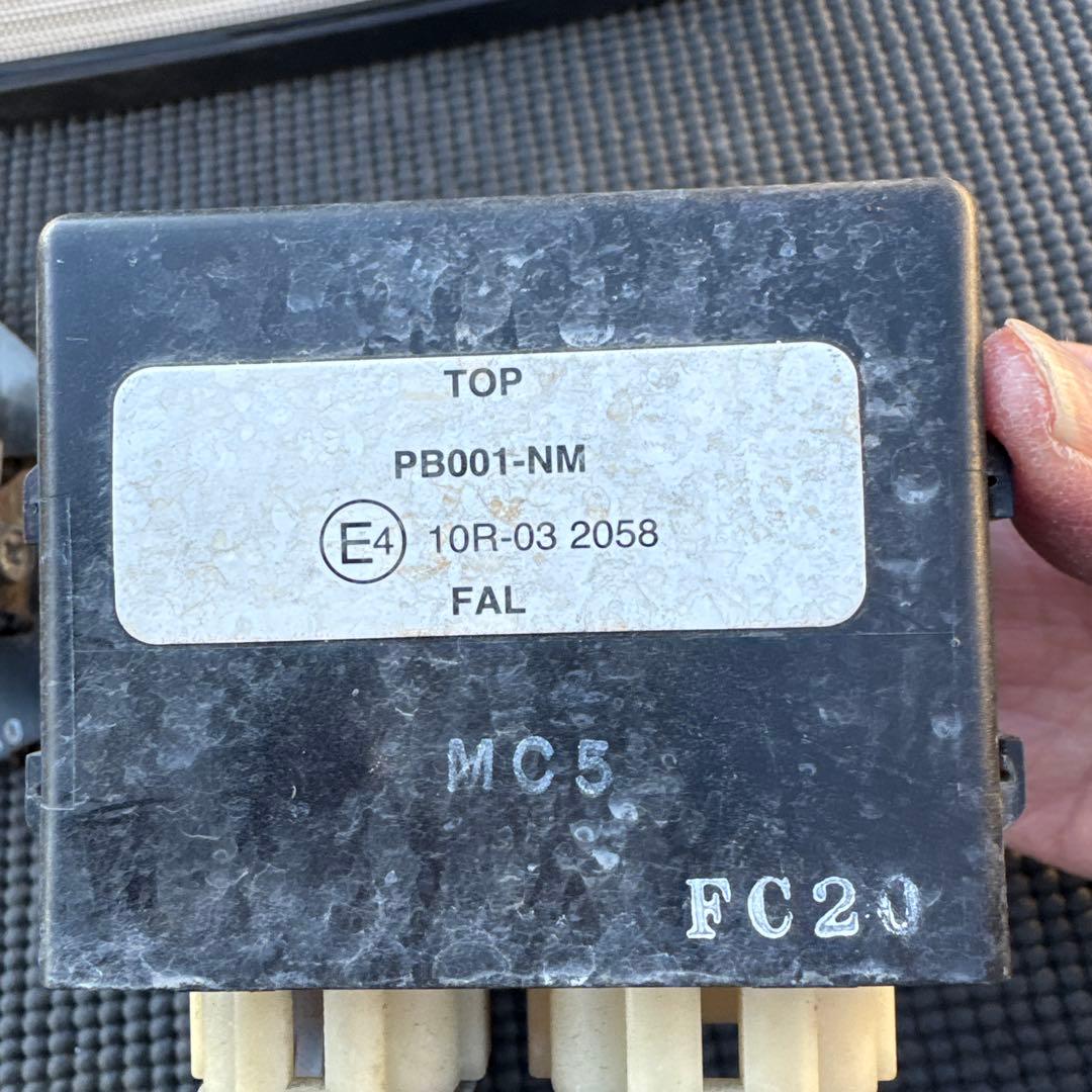 スバル　エクシーガ　クロスオーバー7 純正デイライトフォグランプ左右セット中古品