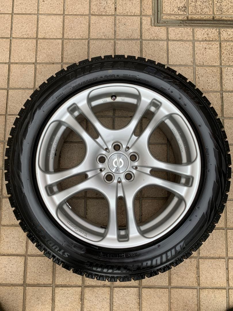 ブリヂストンスタッドレス215/55R17 Team Sparcoホイール