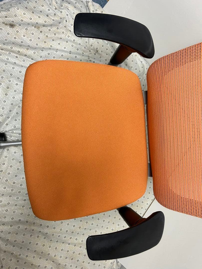 オカムラ　バロン　ハイバック　オレンジ② 6.10.14