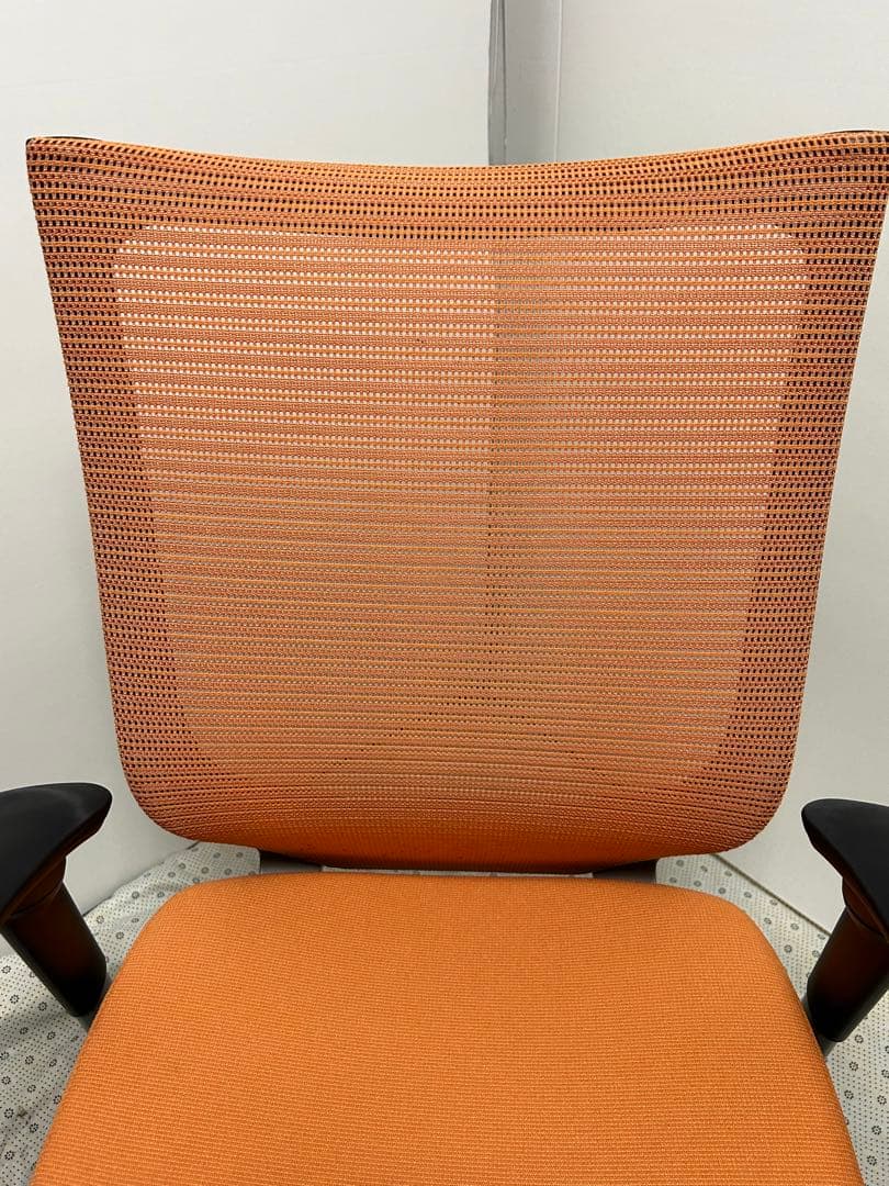 オカムラ　バロン　ハイバック　オレンジ② 6.10.14