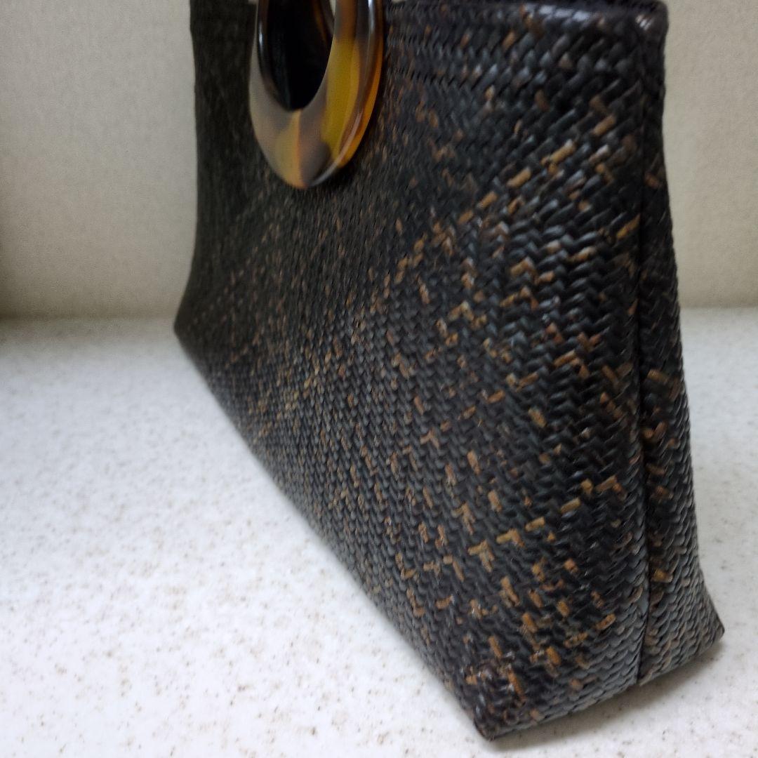 編み込みデザイン ハンドバッグ