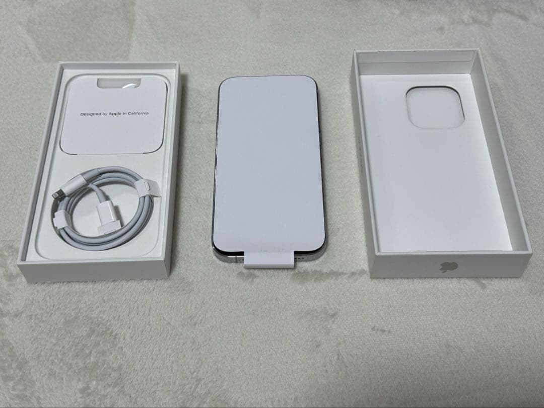 スマートフォン本体 iPhone14pro 256GB silver