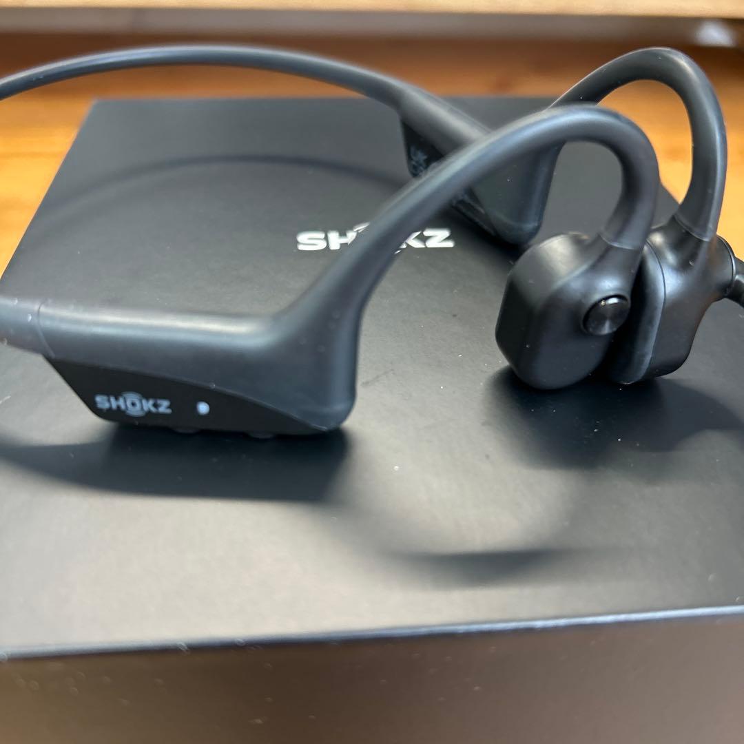 【美品】SHOKZ OPENCOMM 骨伝導イヤホン ブラック