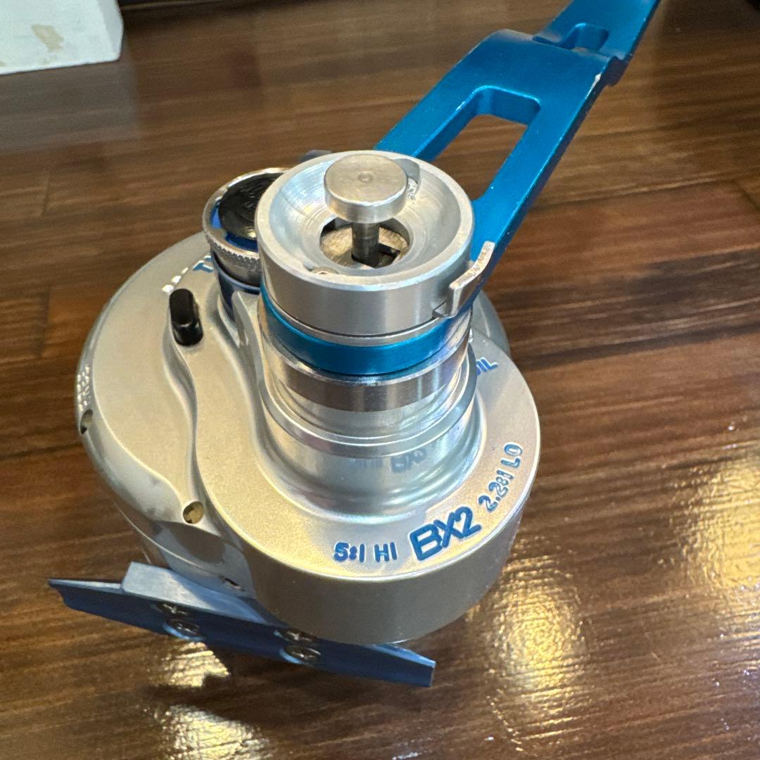 【美品】アキュレート BX2-600N 2スピード　ジギング用