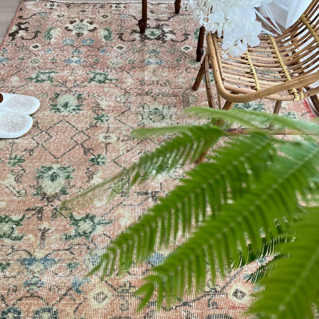 シャビーピンク✳︎120×177グリーン　ブルー　　チョコ　トルコヴィンテージラグ