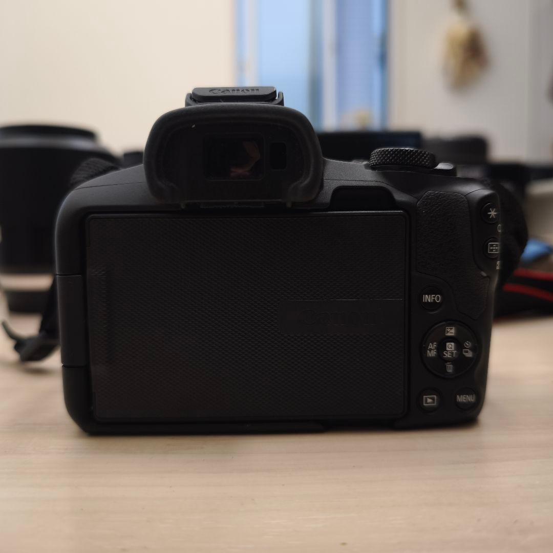 Canon EOS R50 ミラーレス一眼 本体のみ