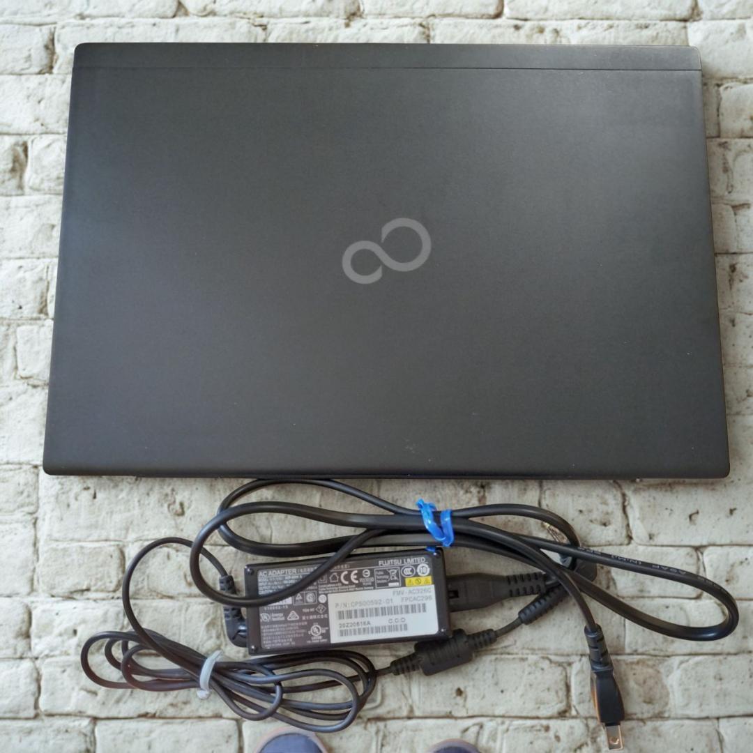 即使用可✅極軽LIFEBOOK✨第10世代i5 8G SSD 高速PC 薄型